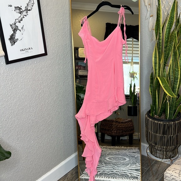 HOUSE OF CB 'Marcia' French Pink Ruffle Mini Dress NWOT - Picture 9 of 12